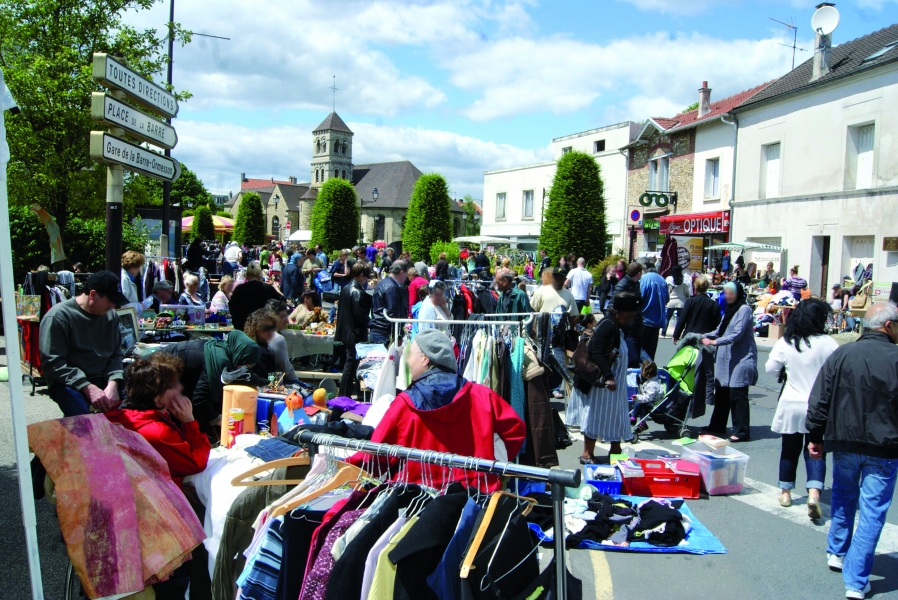 Brocante, Vide Grenier